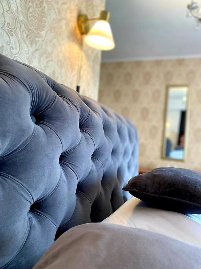 Casa Topazz Targu Jiu Bagian luar foto